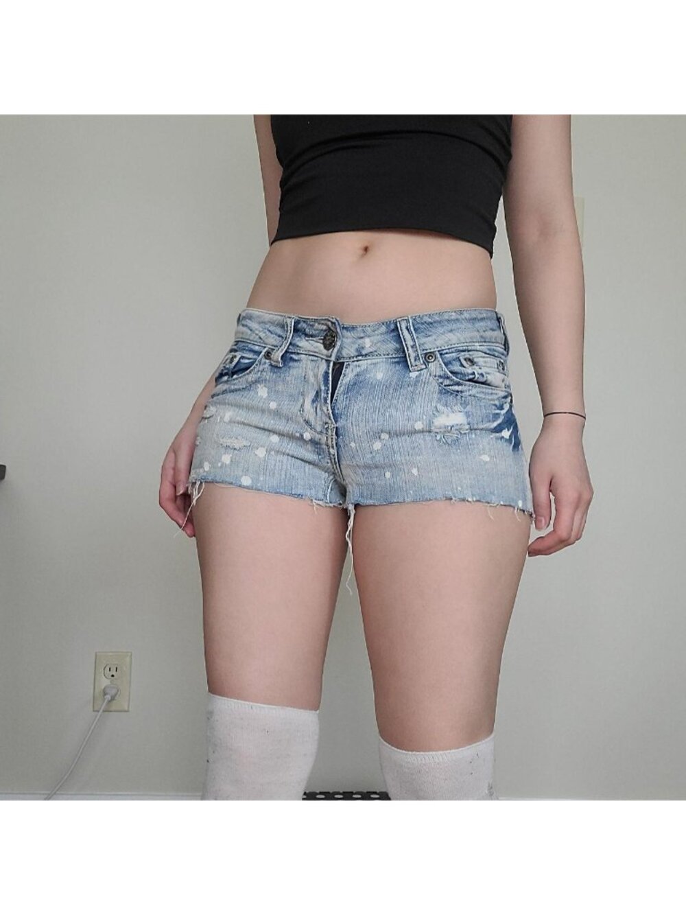 Urban Heritage Vintage Skin Tight Low Waisted Micro Hot Shorts (3)